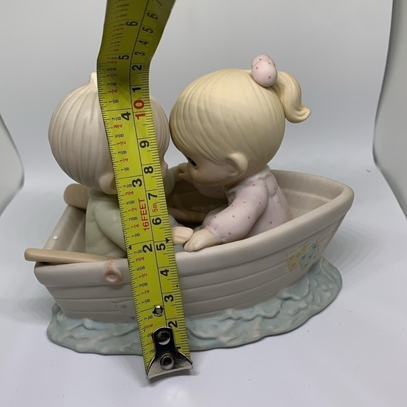 Vintage precious moments “Friends Never Drift Apart” figurine. - Picture 6 of 6